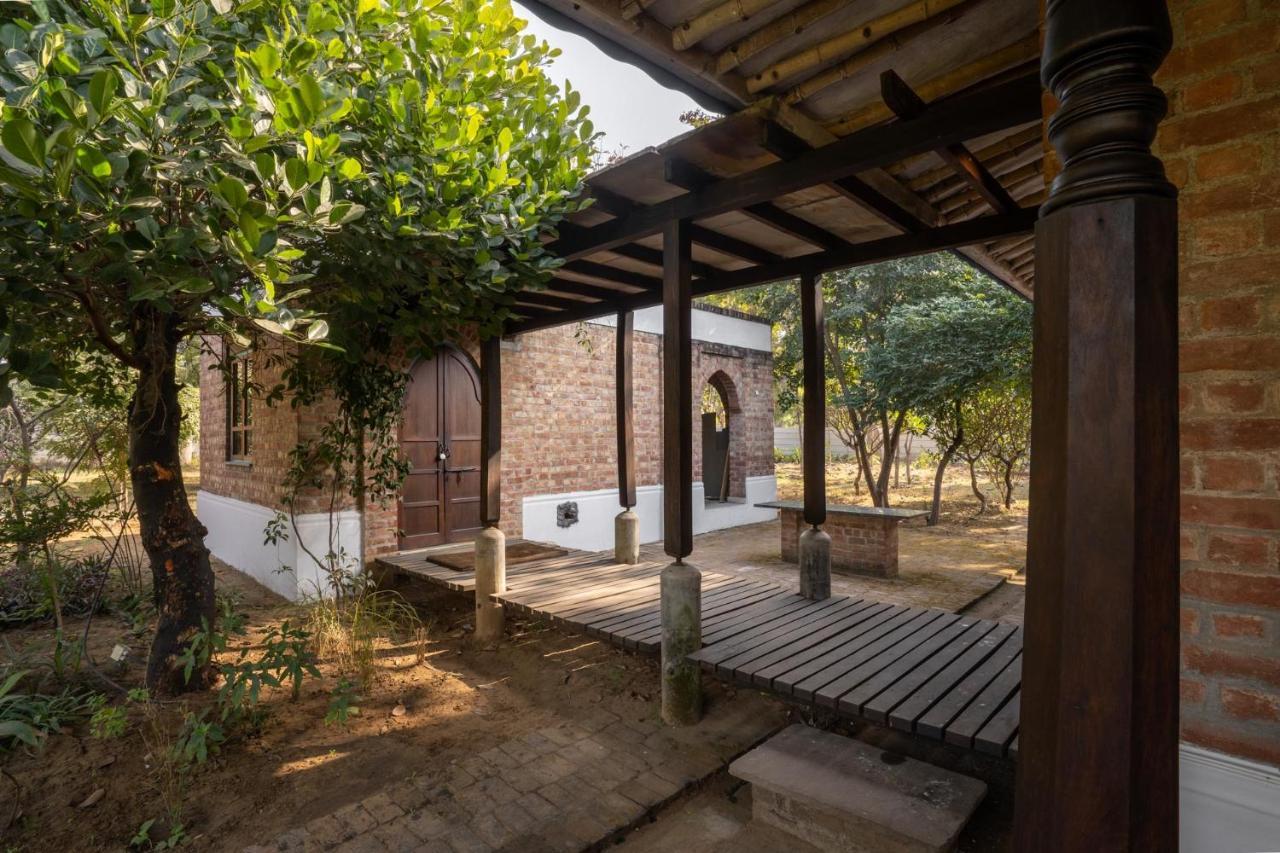 Lohonostays Bamboo House Sadhrana Bagh Gurgaon Eksteriør billede